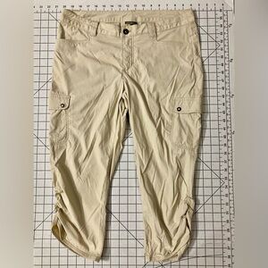 Eddie Bauer Women’s Size 12 Beige Nylon Capri Pants